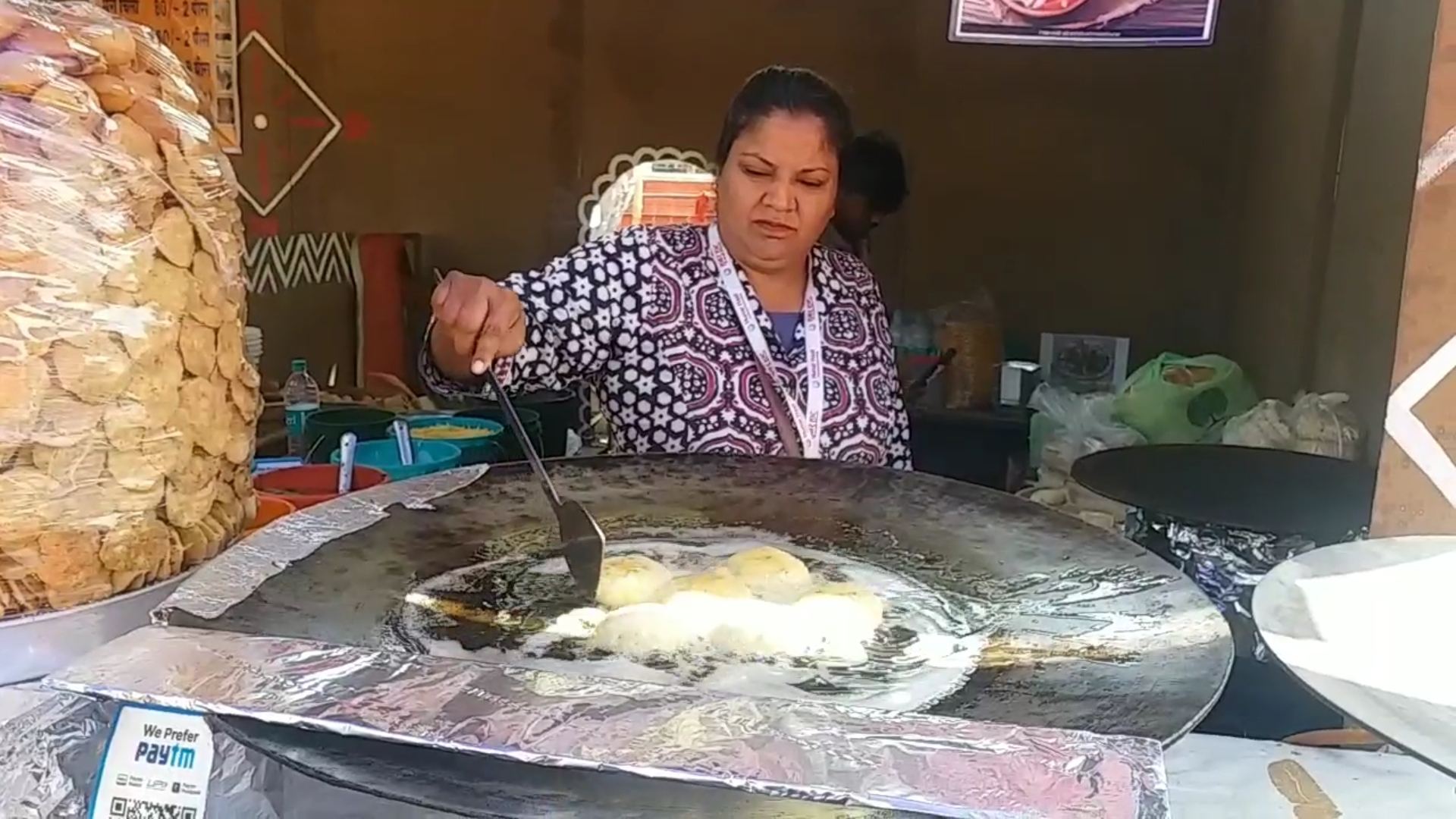 earning lakhs from a chaat shop in Chandigarh Hunar Haat