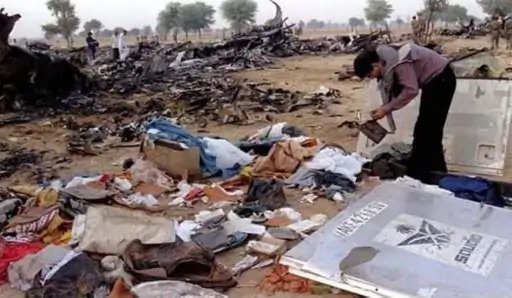 saudi arabian plane and kazakhstan plane crash