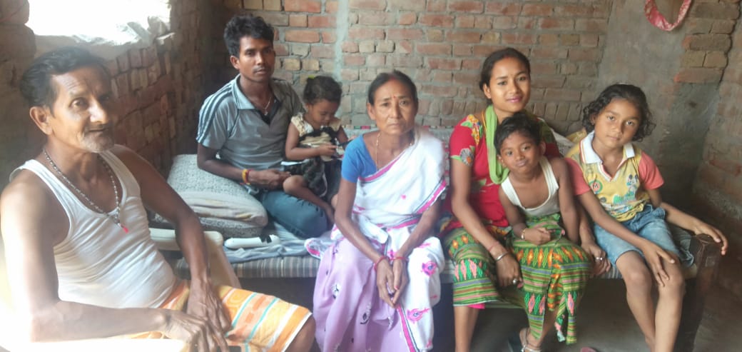 assam family of 7 people live in village sulkhani due to lockdown in hisar