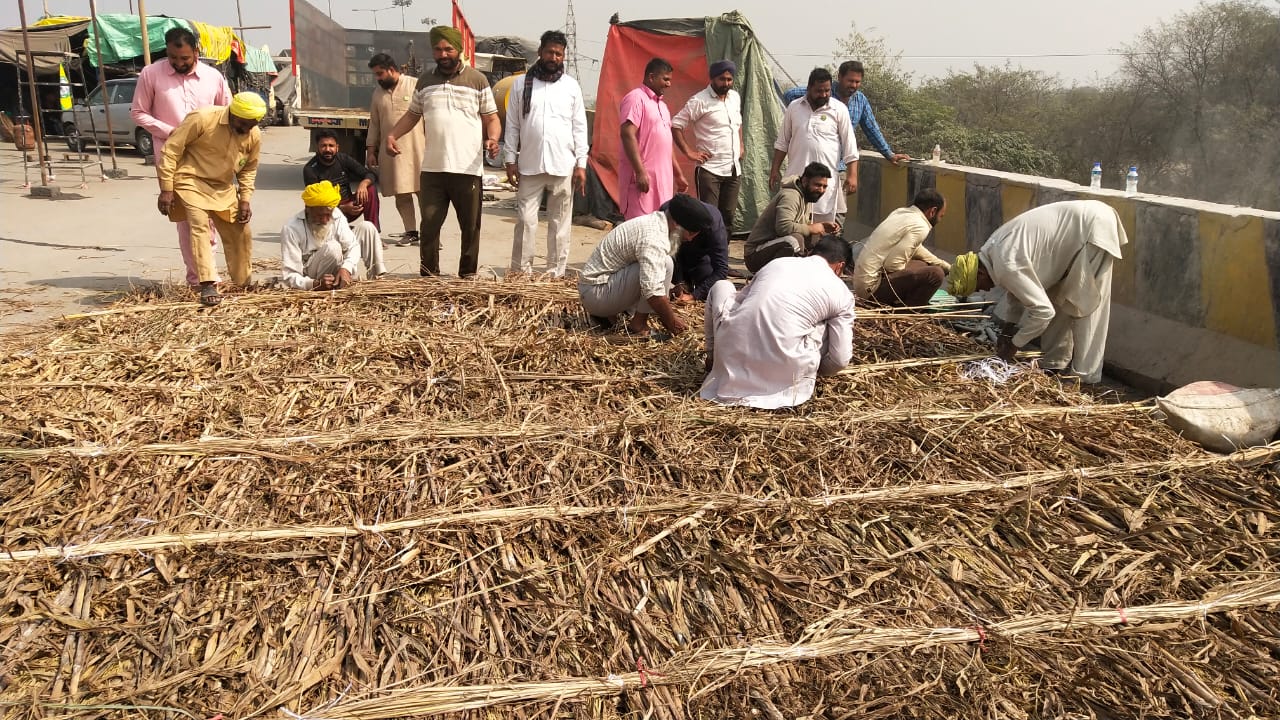 Farmers temporary houses Delhi border