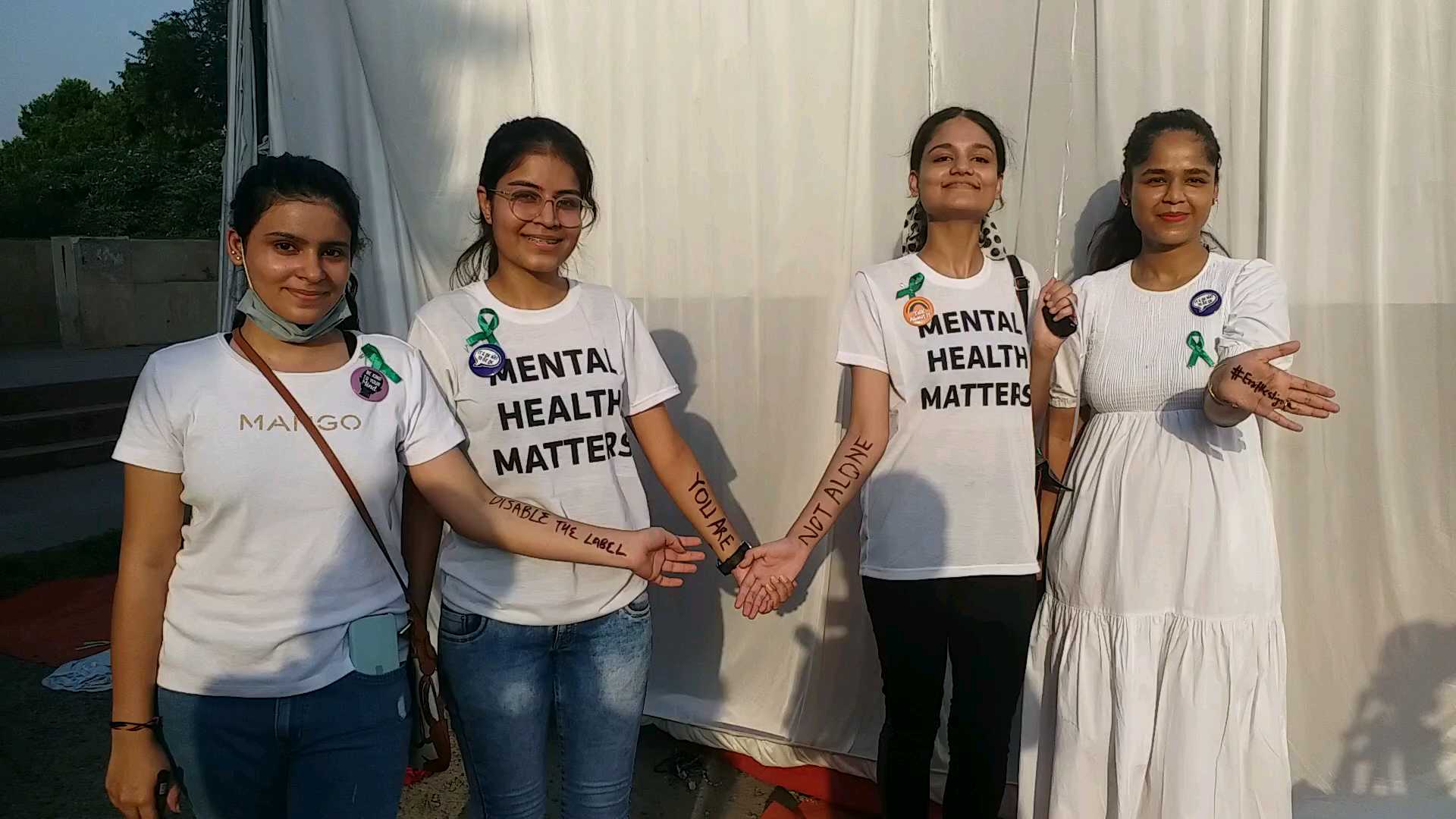 two sisters of karnal running Health Awareness Campaign