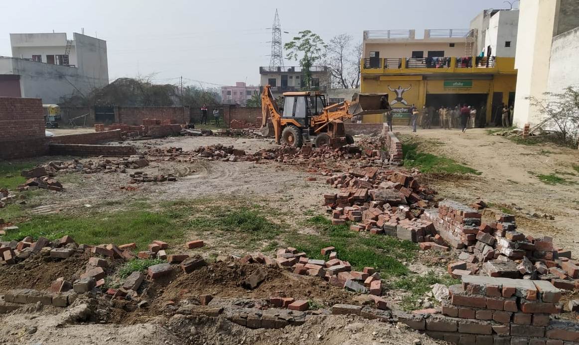 municipal corporation demolish in two colonies in karnal