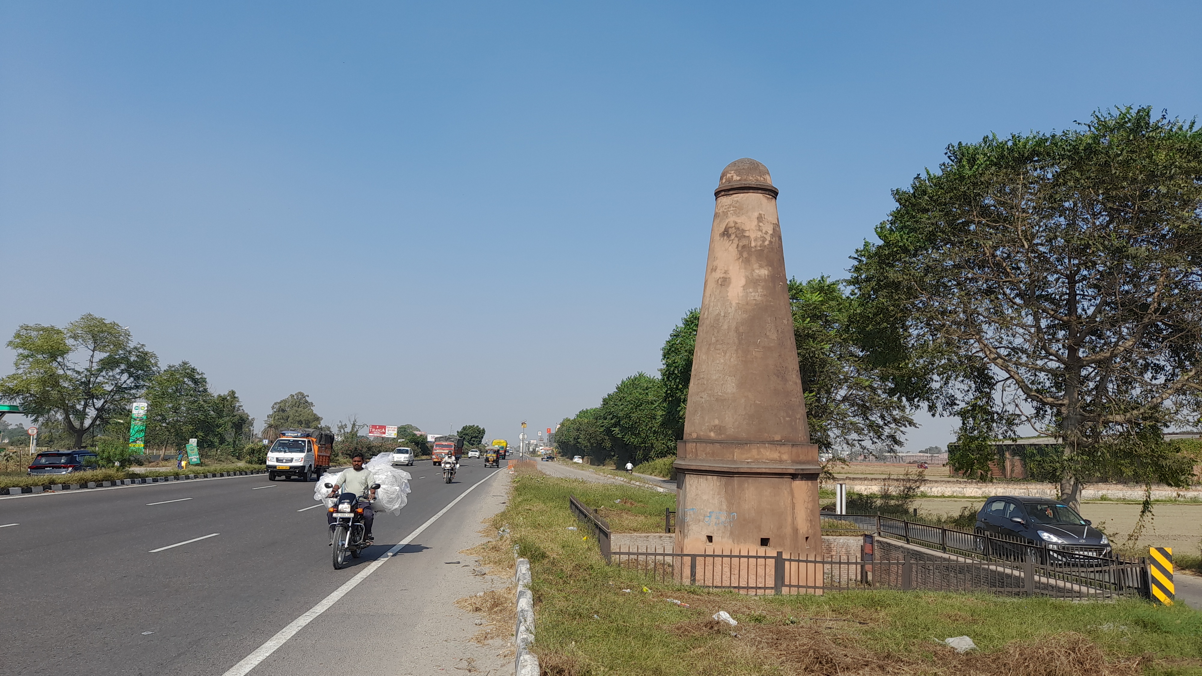 kos minar history and features kos minar in haryana