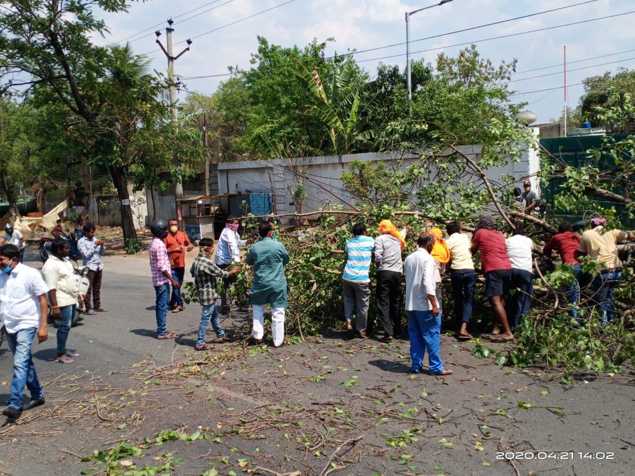 UPPAL TRAFFIC POLICE RESCUED A MAN