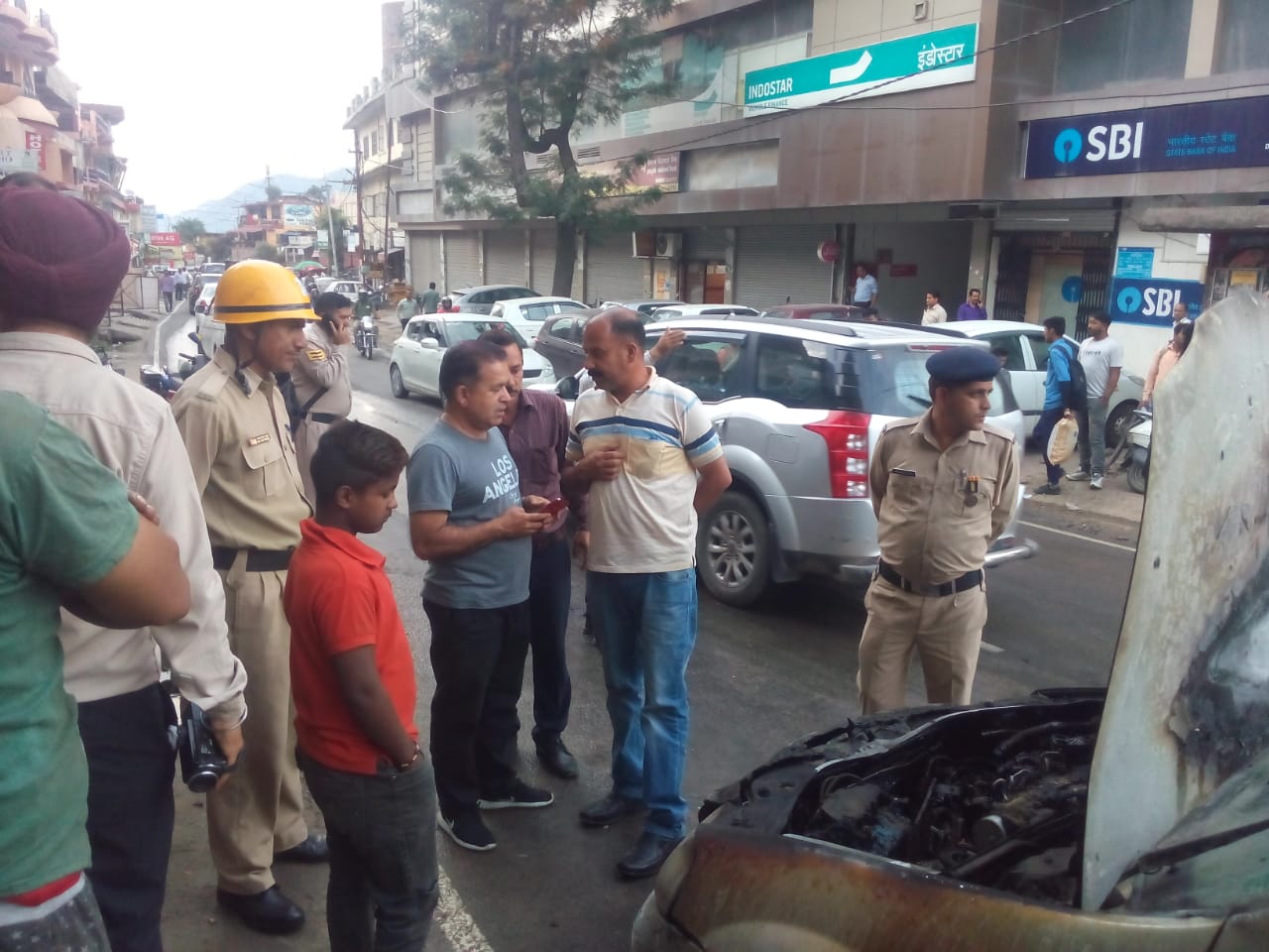 car caught fire at solan