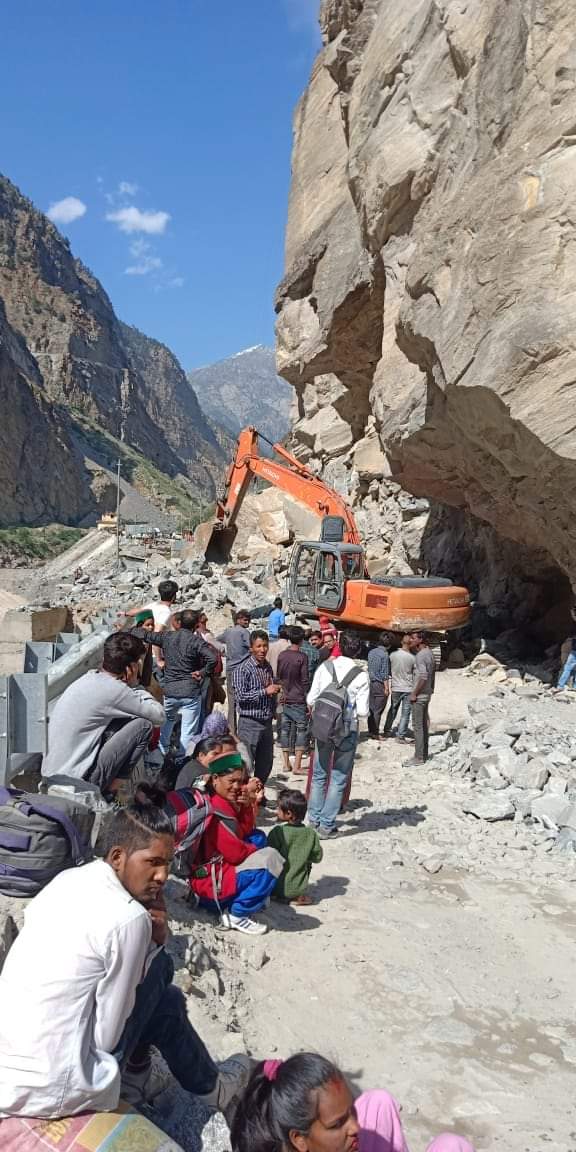 landslide in kinnaur