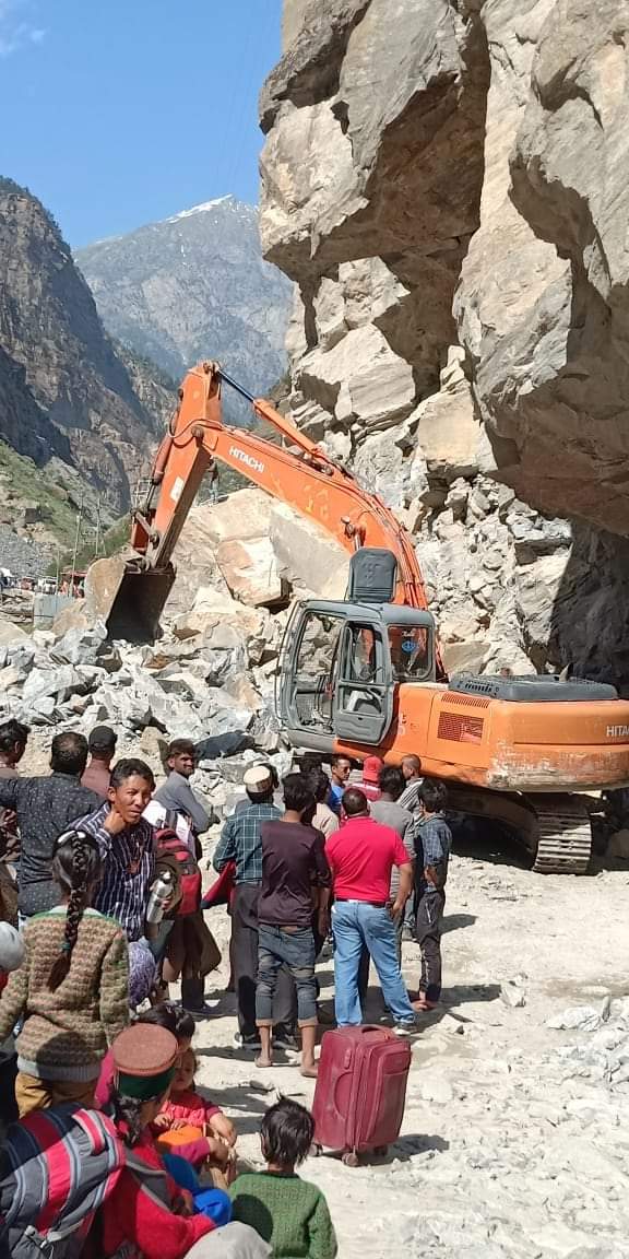 landslide in kinnaur