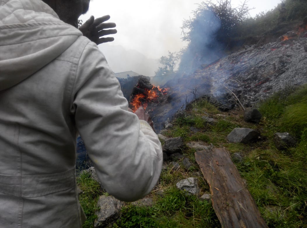 Fire in a house in rampur shimla