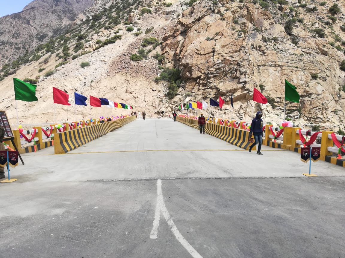 bridge built at an altitude of 12400 feet on indo-tibet international border in uttarkashi