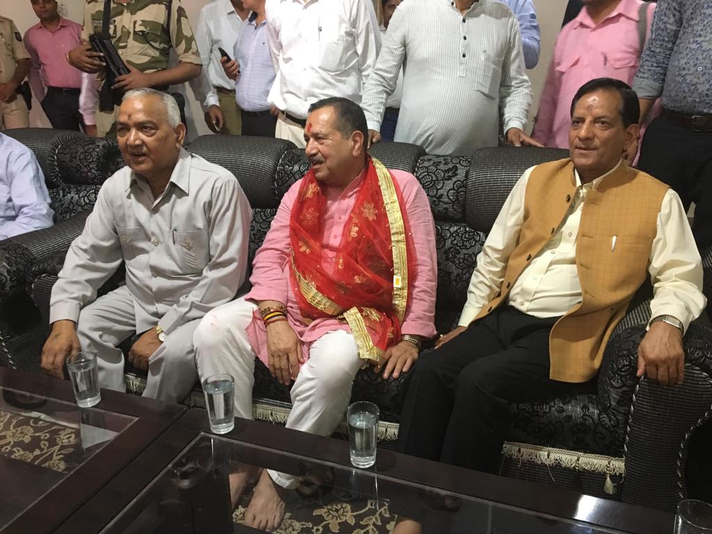 Indresh kumar visits jwalaji kangra