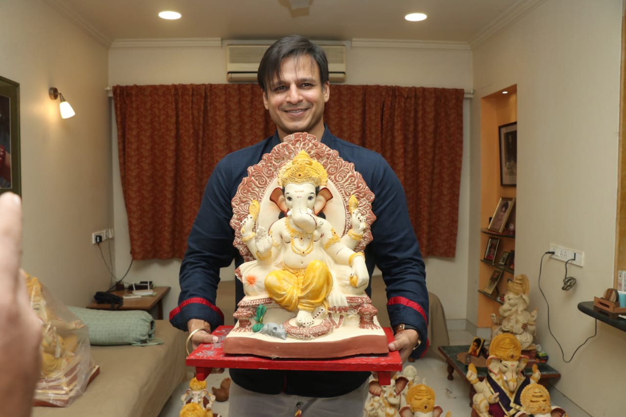 Vivek Oberoi celebrates Ganesh Chaturthi 2019