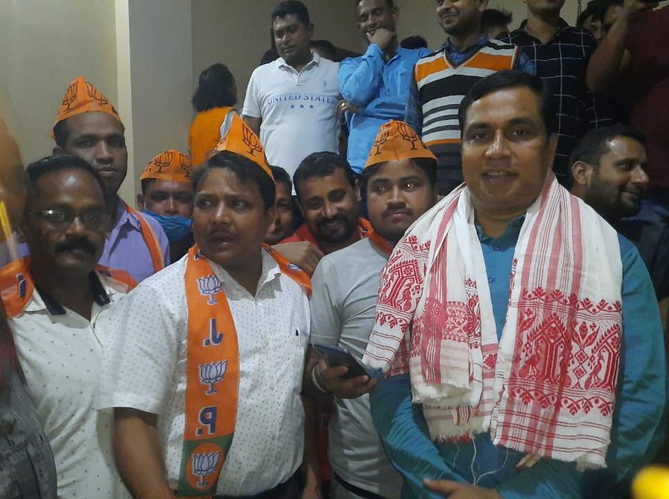 former student leader joins bjp in nalbari