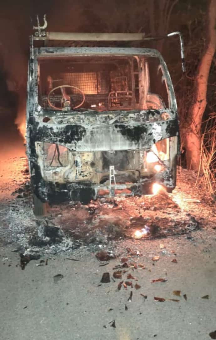 a vehicle hired for election duty was set on fire at Bandwan in Purulia district