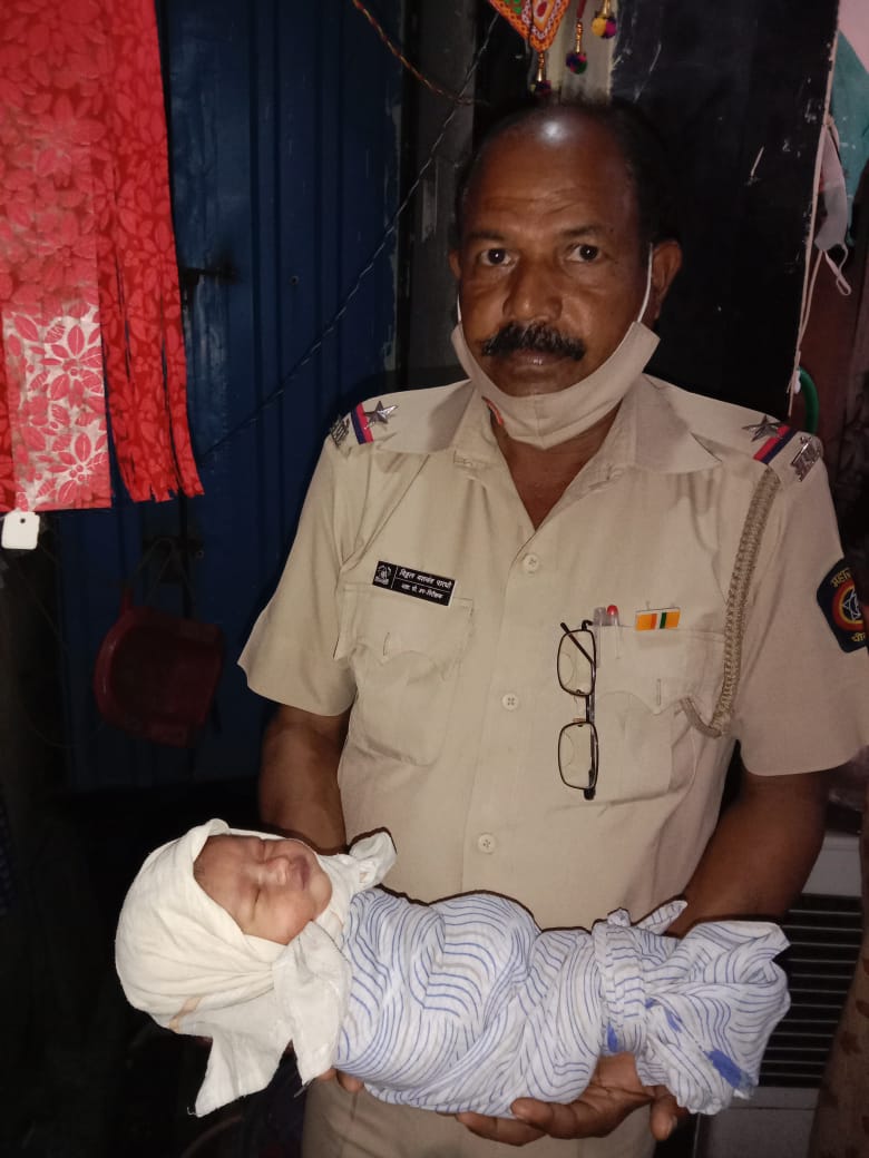 Police save life of a newborn baby