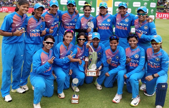 India Captain Harmanpreet Kaur, india women team