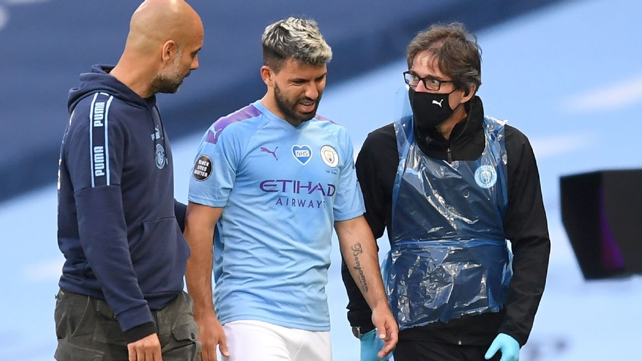 Aguero with coach Pep Guardiola