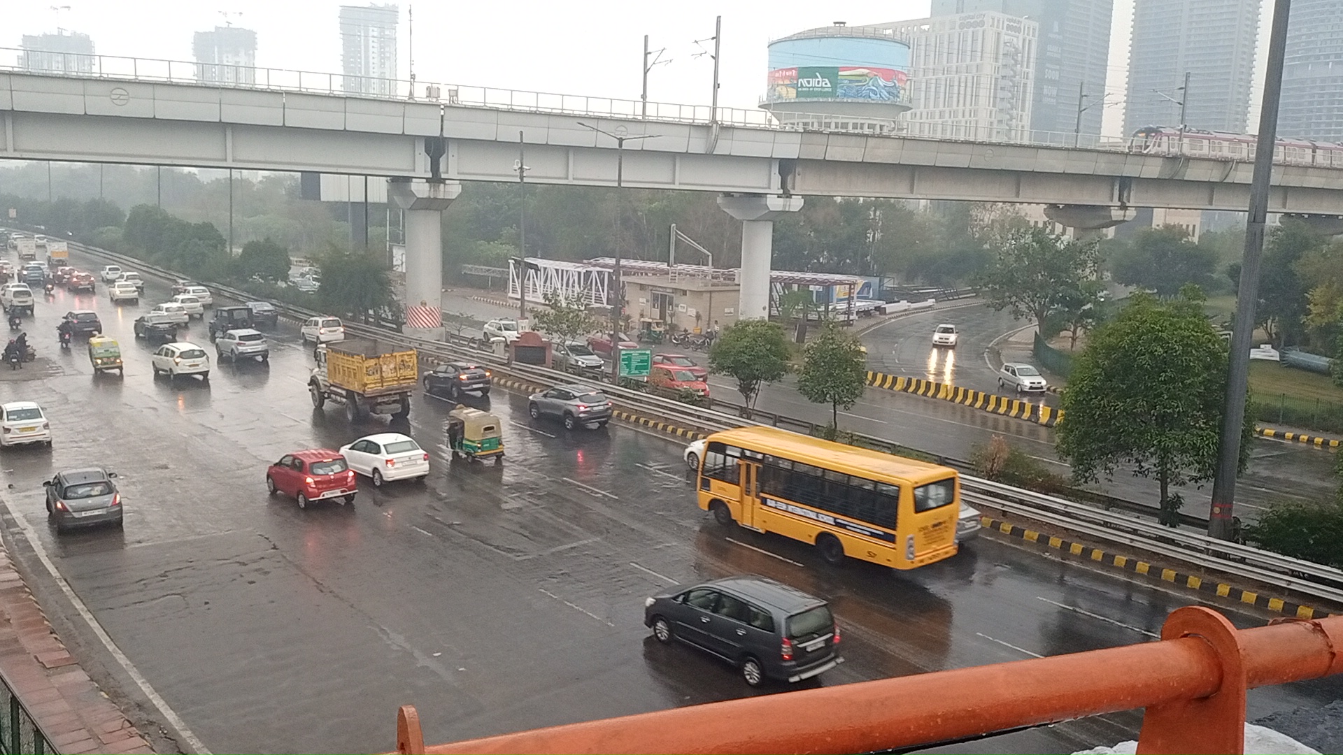 cold wave in noida due to heavy rain