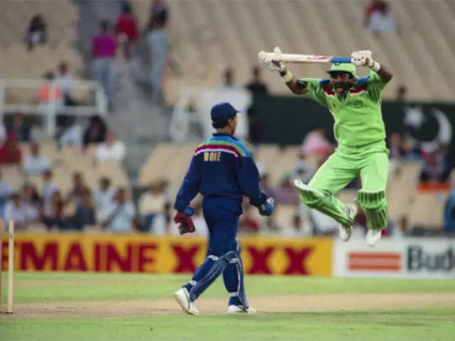 Imran Khan, Javed Miandad, God, Pakistan cricket