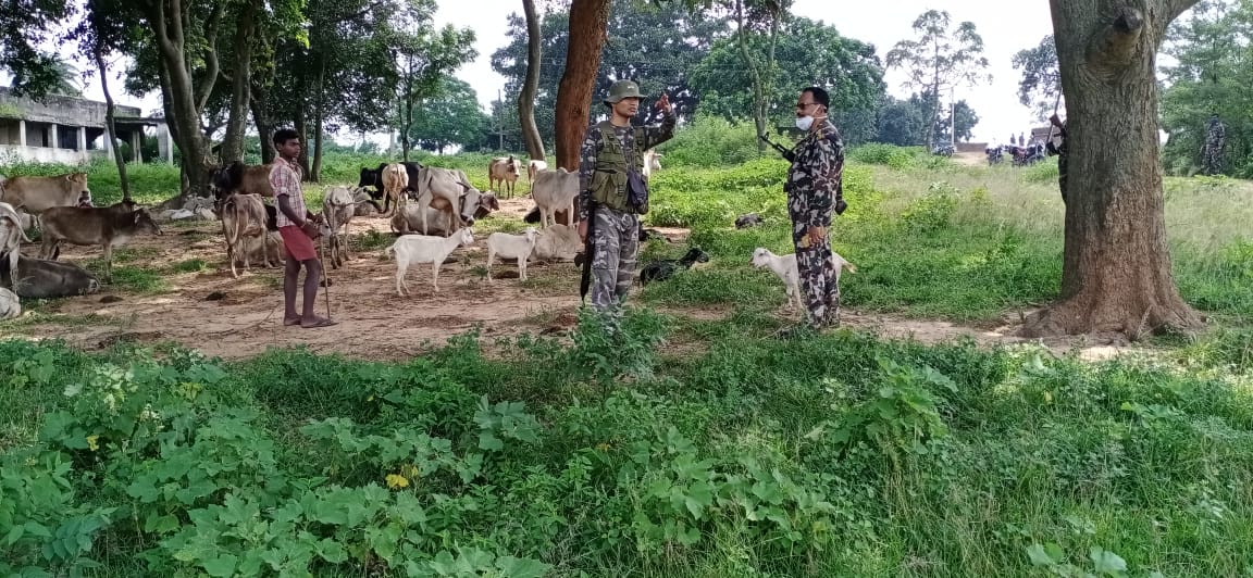 SDPO raids illegal smuggling of coal in Dhanbad