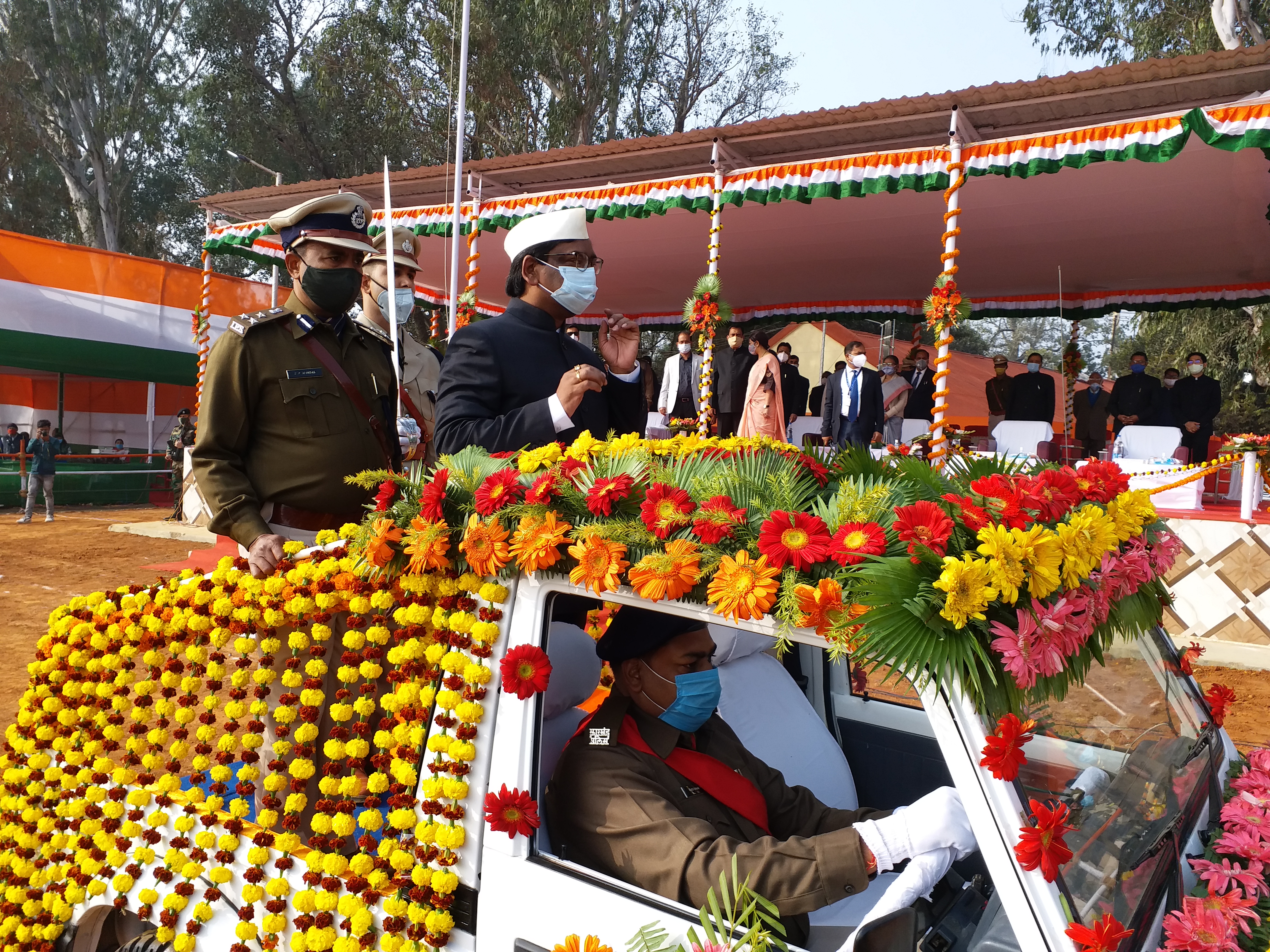 cm hemant soren flag hoisted on republic day in dumka