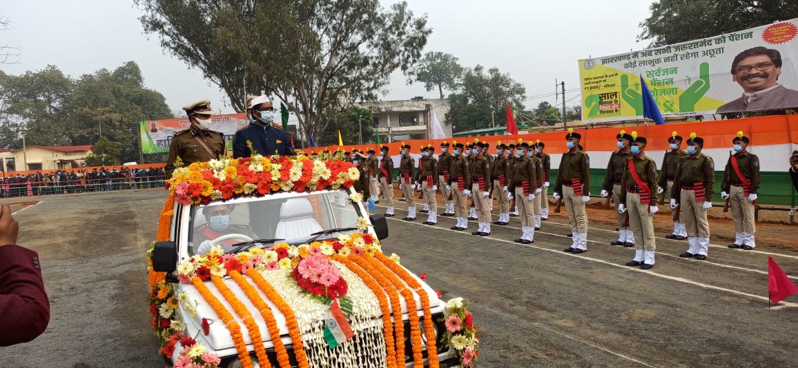 Republic Day celebrations 2022 in Dumka Chief Minister Hemant Soren hoisted tricolor