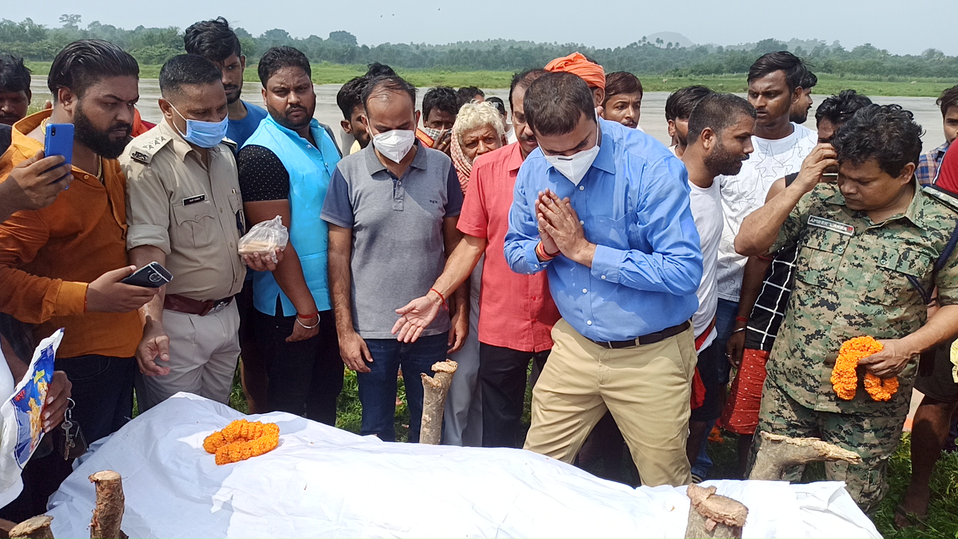 Dumka Ankita funeral with tight security in presence of DC and SP