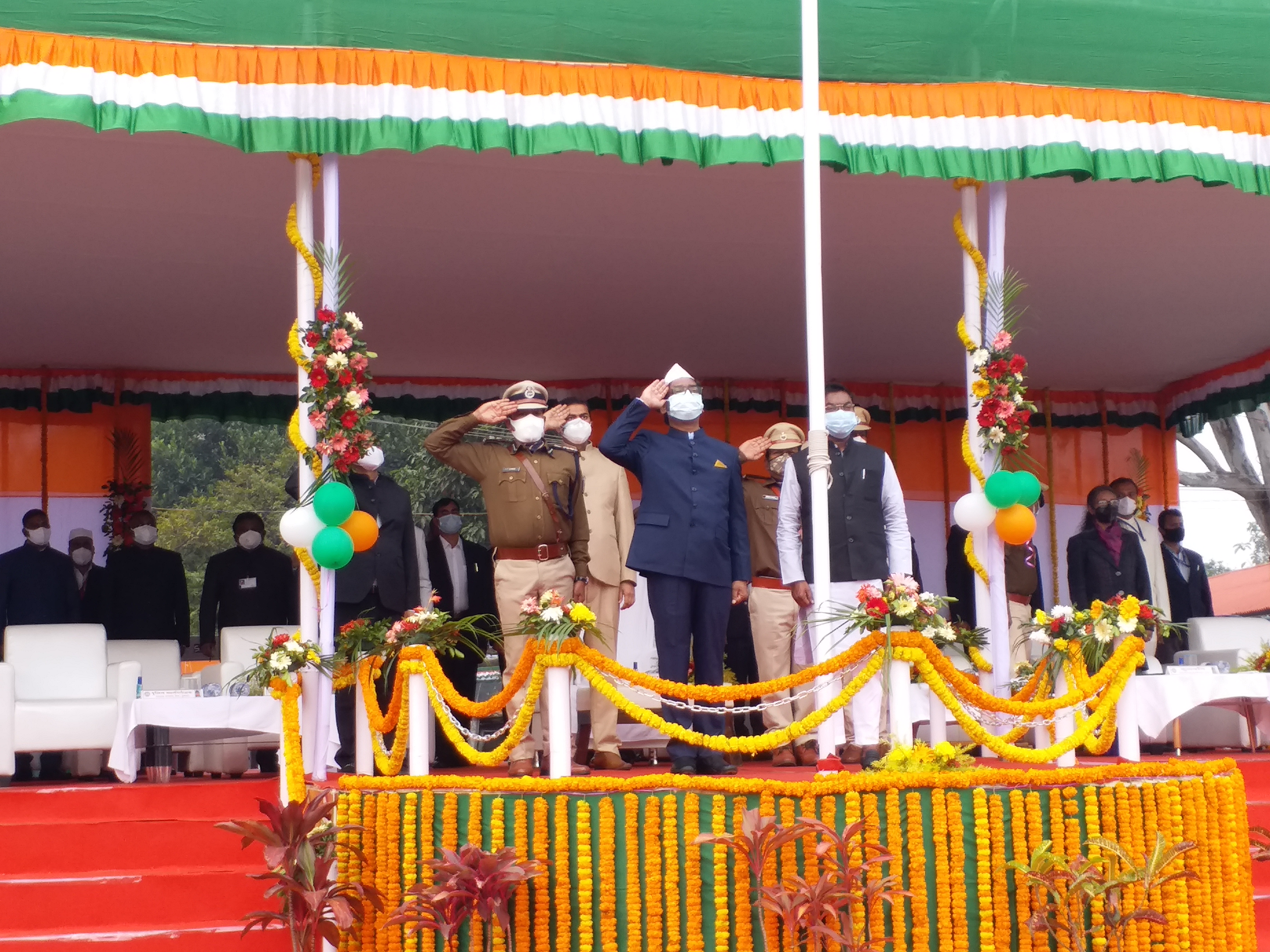 Republic Day celebrations 2022 in Dumka Chief Minister Hemant Soren hoisted tricolor