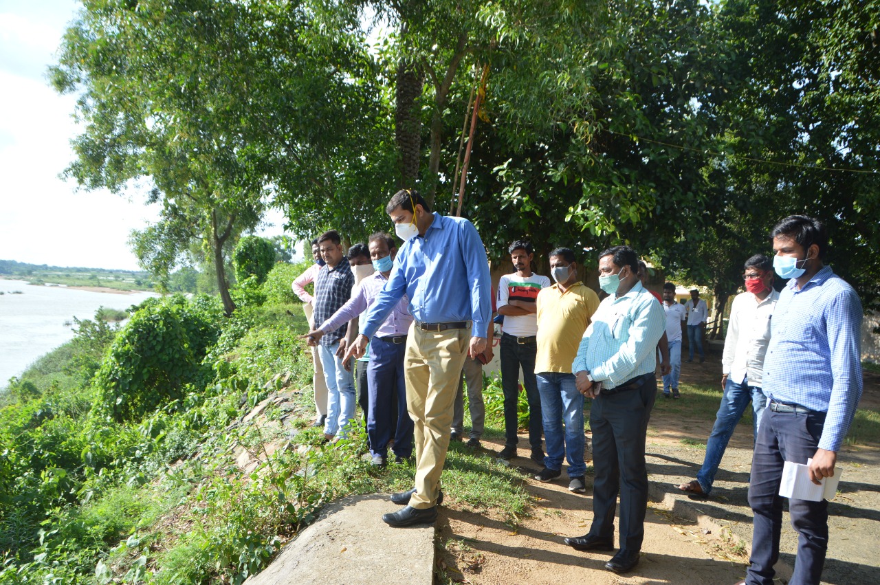 Inspection of Deputy Commissioner at Vijaypur Muktidham of Dumka