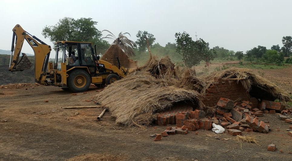 District administration action on illegal stone business in Dumka