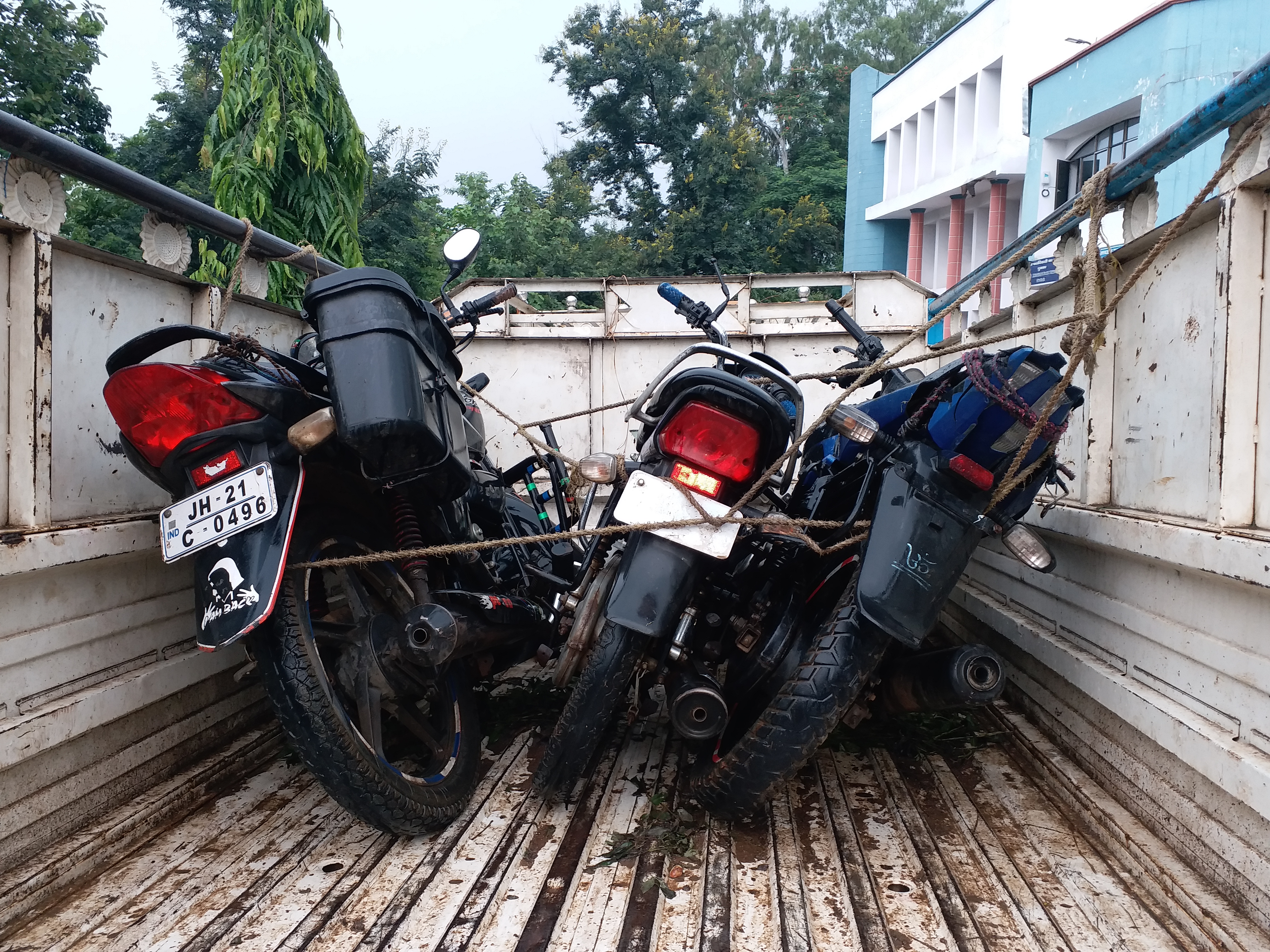 3 criminals arrested in dumka, Interstate bike thief gang Disclosed in dumka, News of dumka police station, दुमका में तीन अपराधी गिरफ्तार, दुमका में अंतरराज्यीय बाइक चोर गिरोह का खुलासा, दुमका थाना की खबरें