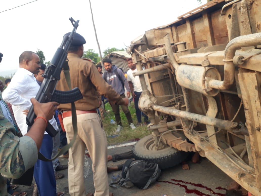 Accident in Jamshedpur near Dhusra Jaharthan West Bengal laborers died