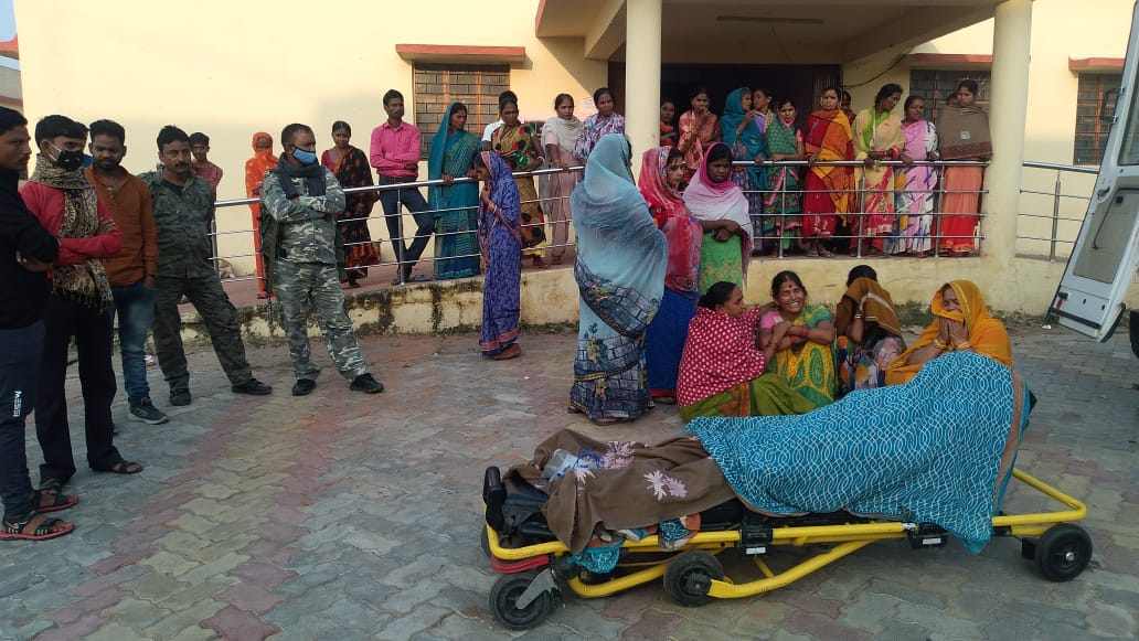 Maternal death in Giridih's Maternal Child Health Unit uproar of relatives