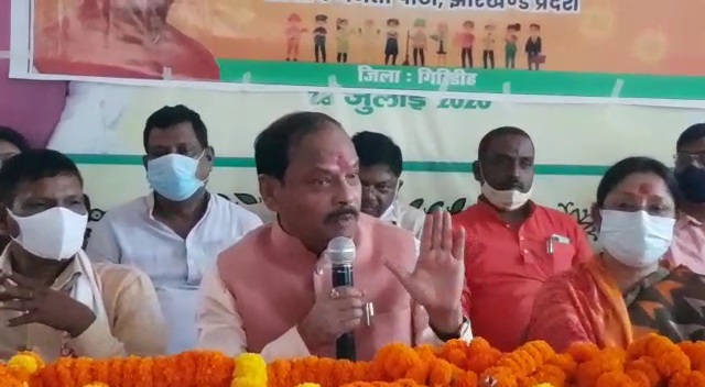 Raghuvar Das called Hemant government corrupt JMM retaliated