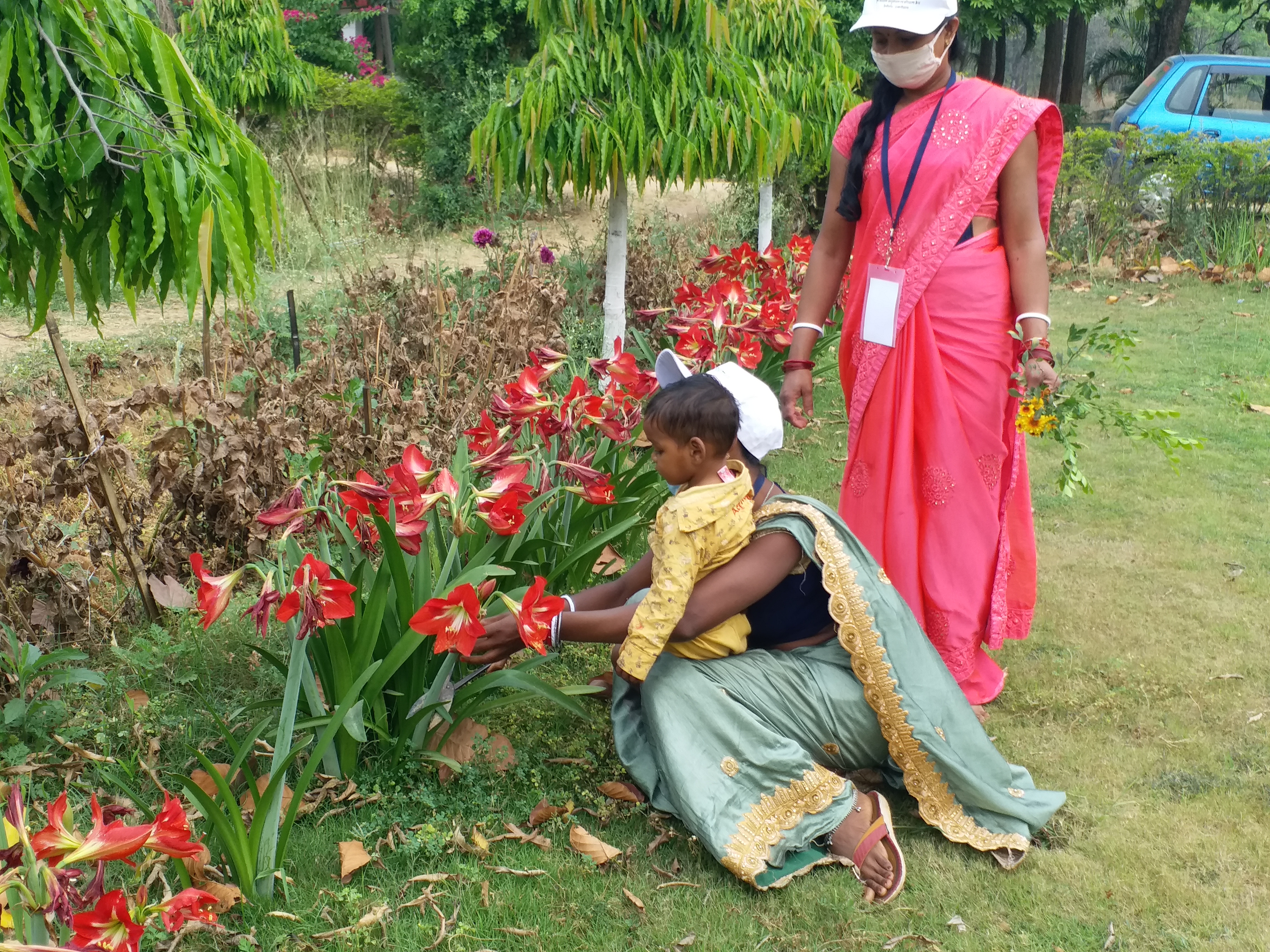 Women started flower business in hazaribagh