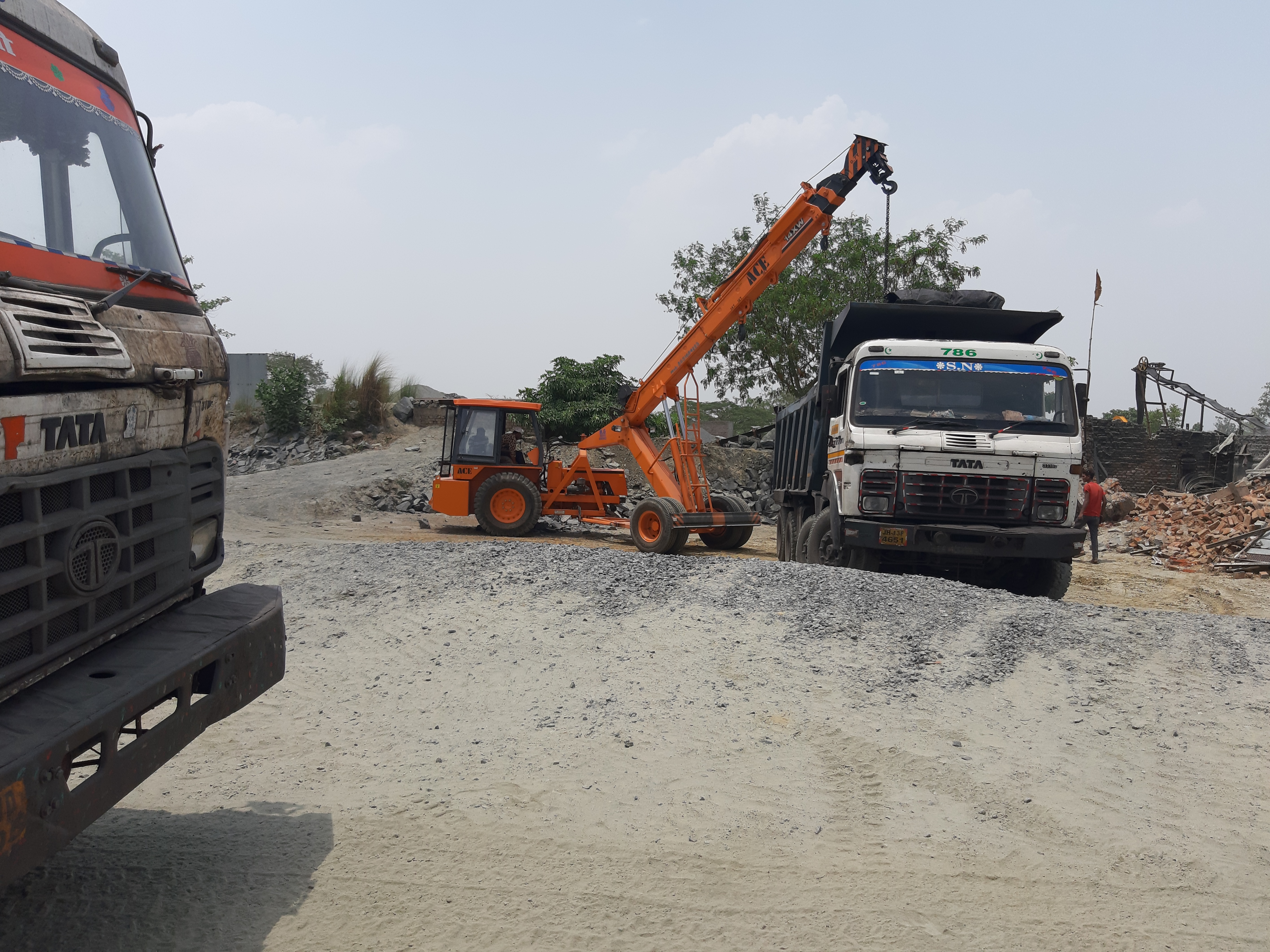 Administration bulldozer action on illegal crushers in Hazaribag