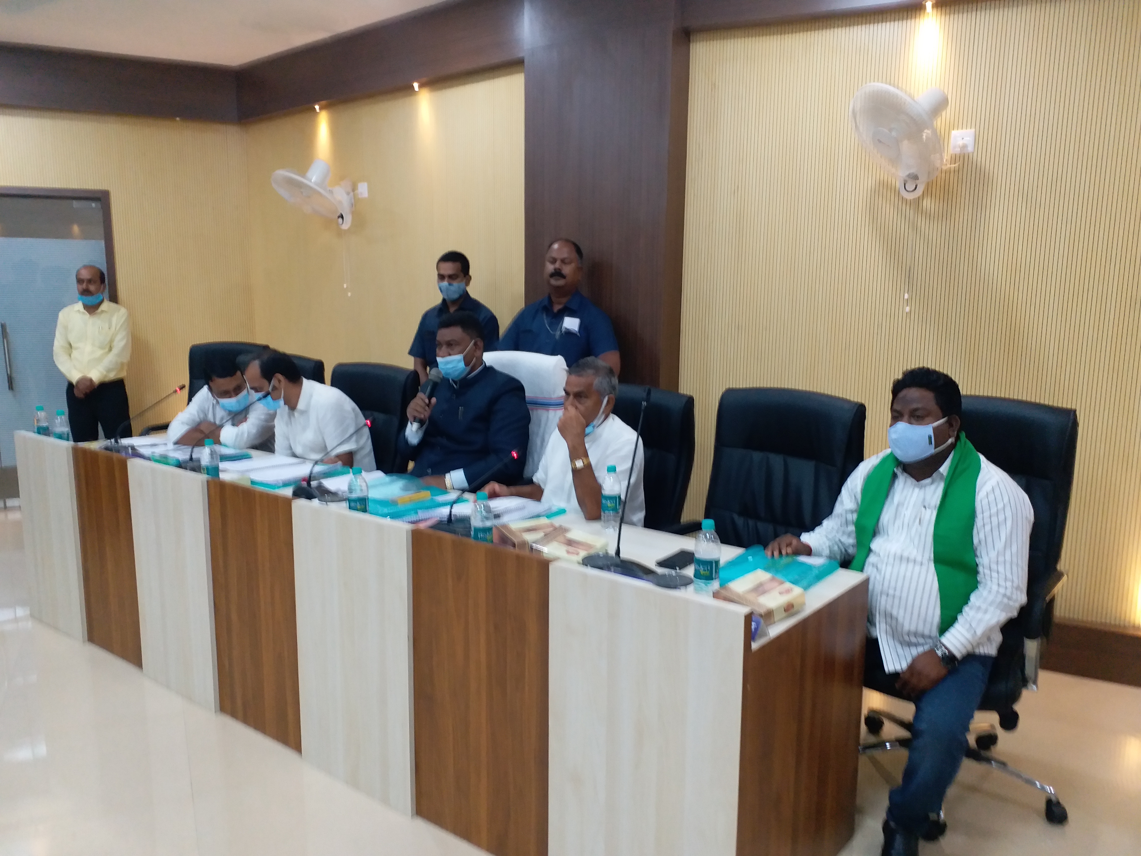 Minister Satyanand Bhokta held Review meeting regarding schemes in hazaribag