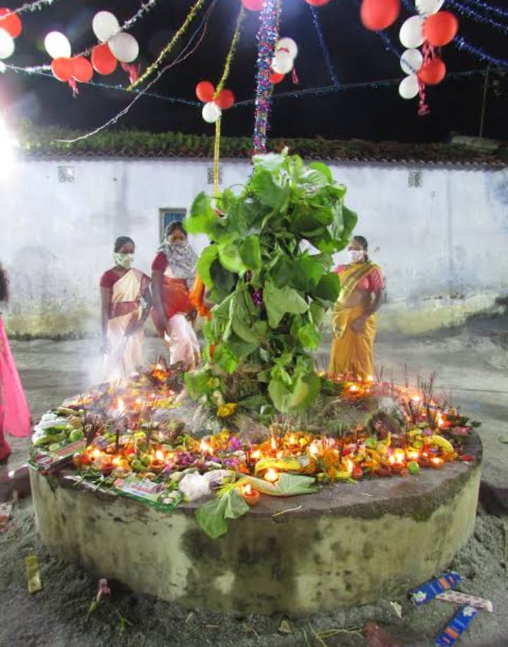 Khunti tribal festival Karam preparation