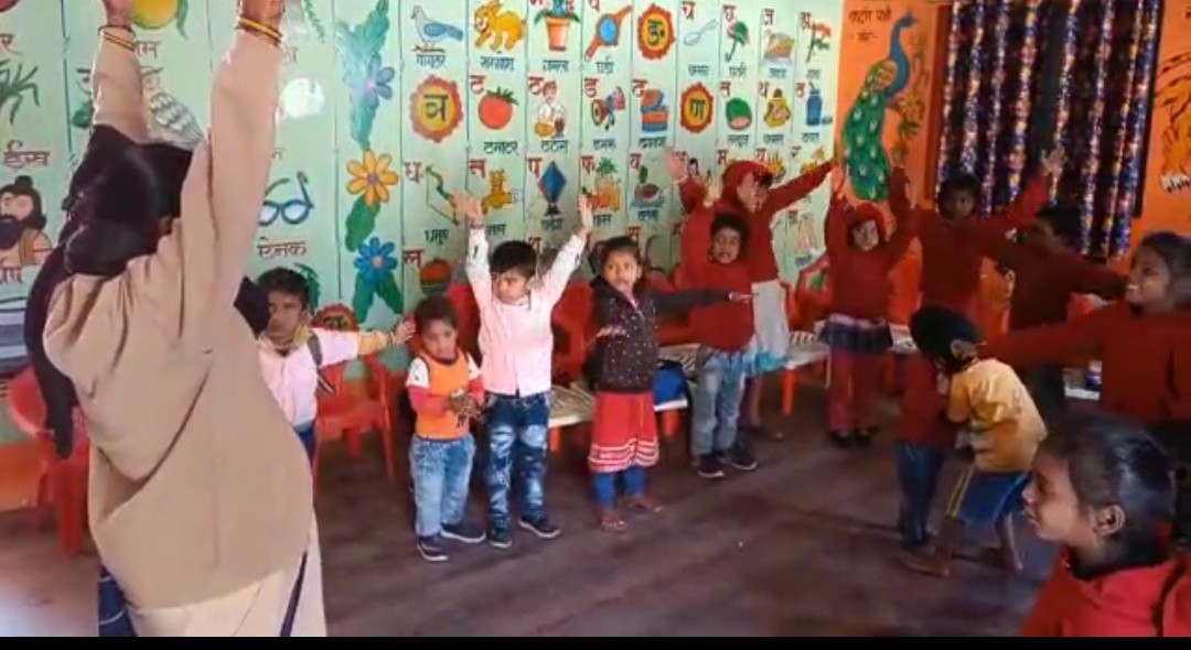 Koderma Anganwadi centres provided better than private play schools