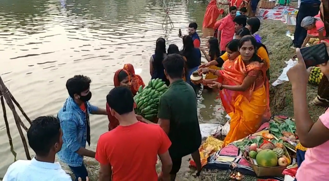 Chhath Puja 2021 first Arghya to Lord Surya offered