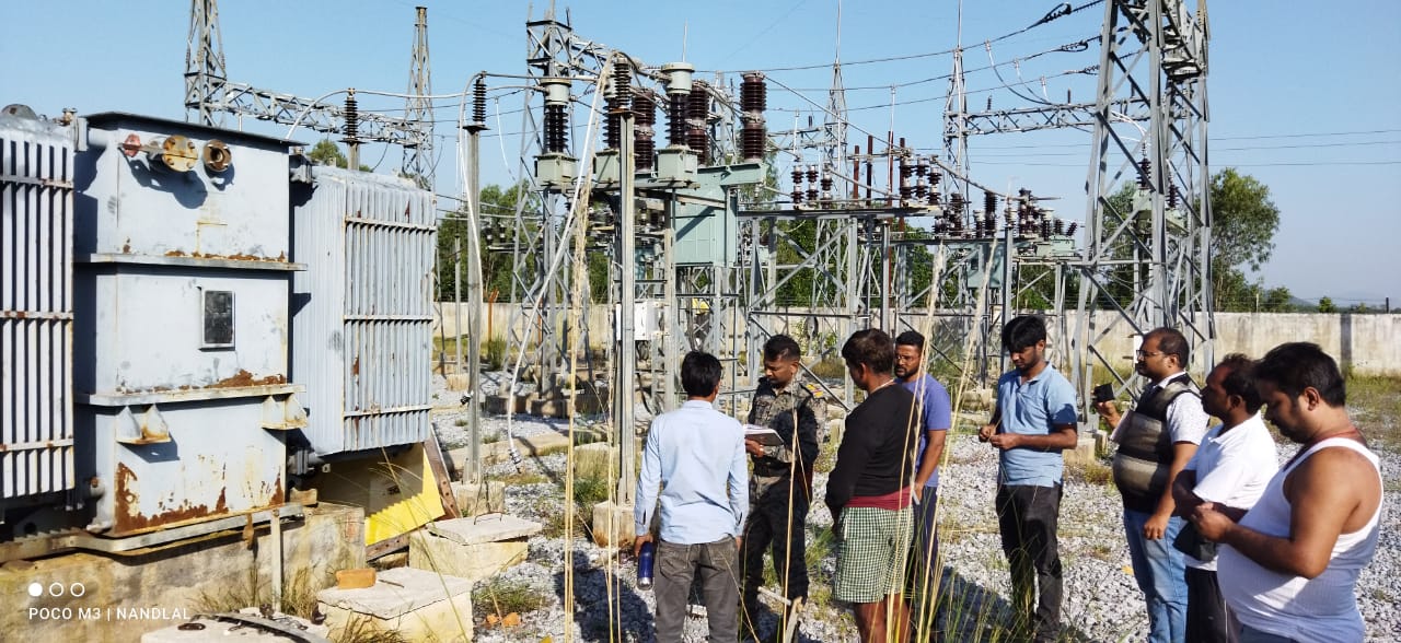 robbery in power grid complex in Dubang village of Lohardaga