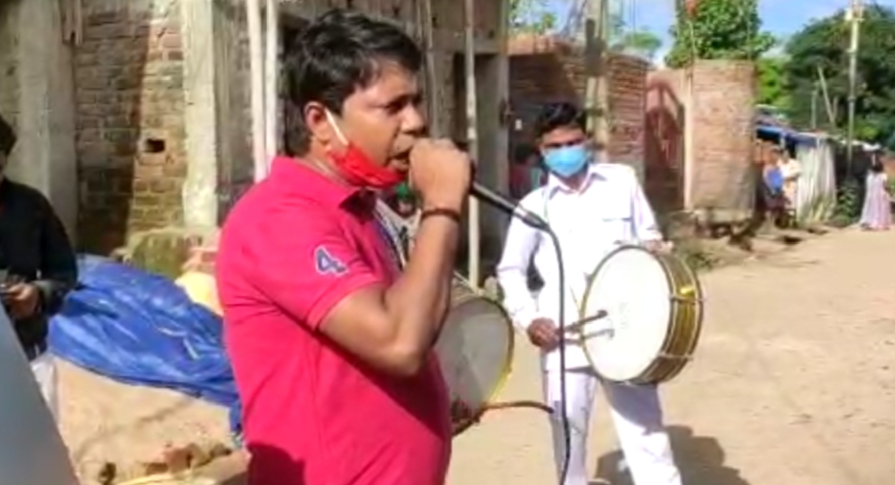 city council manager making people aware with band-baja in Lohardaga