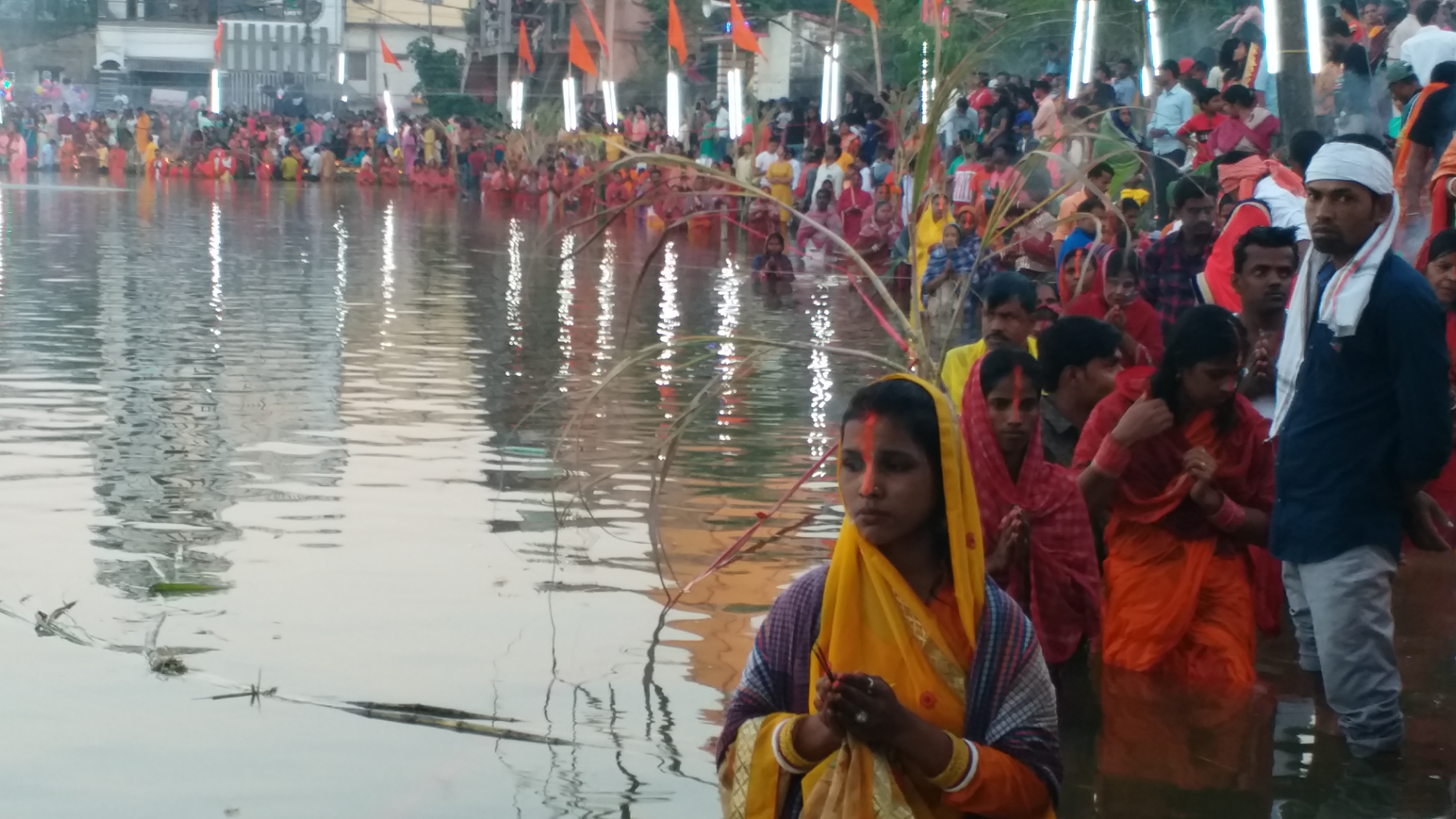 chhath-puja-2021-first-arghya-to-lord-surya-offered