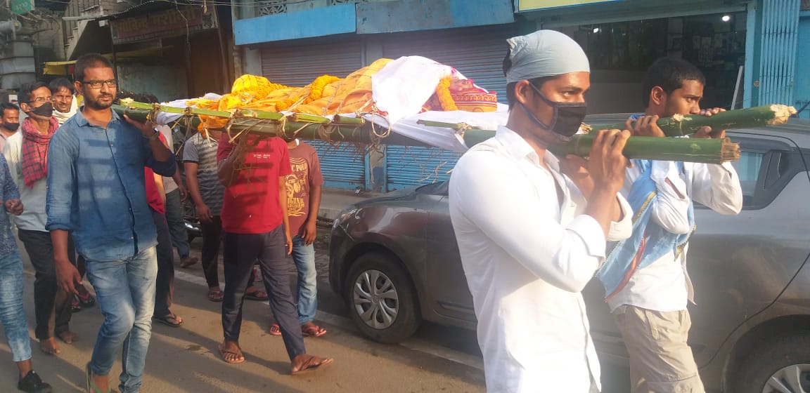 muslim men did last rites of hindu women , रामगढ़ में दिखा गंगा-जमुनी तहजीब दिखा