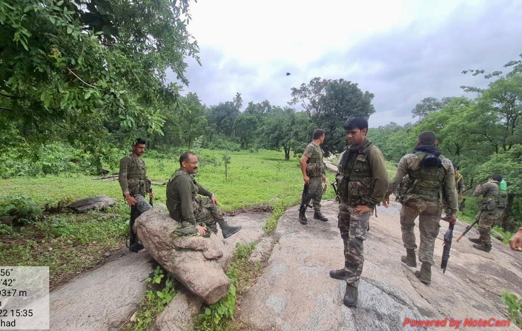 operation against Naxalites on Budha Pahad Palamu