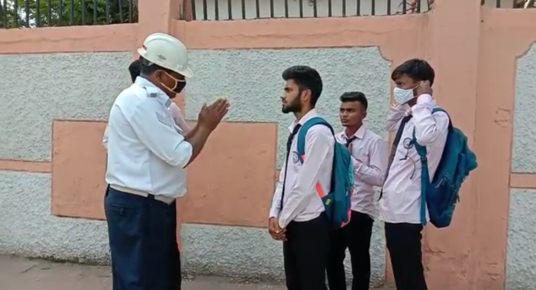 Negligence in wearing masks in ranchi