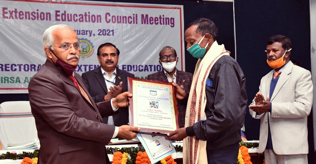 4 farmers honored for outstanding contribution in ranchi