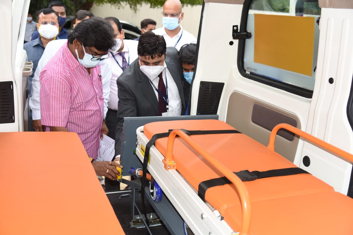 icici foundation handed over medical equipment to chief minister hemant soren to fight from corona