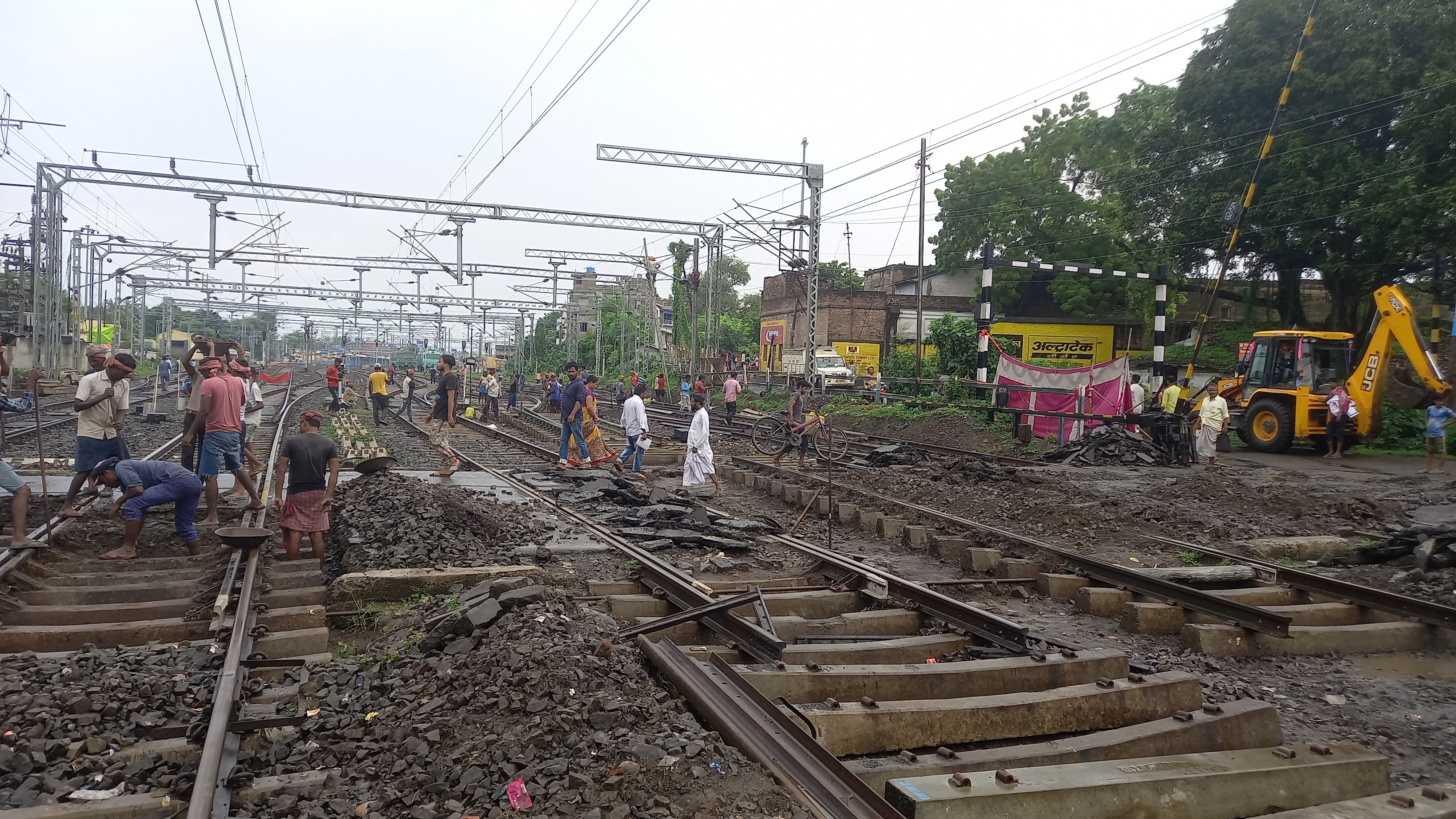 Many passengers trains canceled due to non interlocking work in Sahibganj railway section