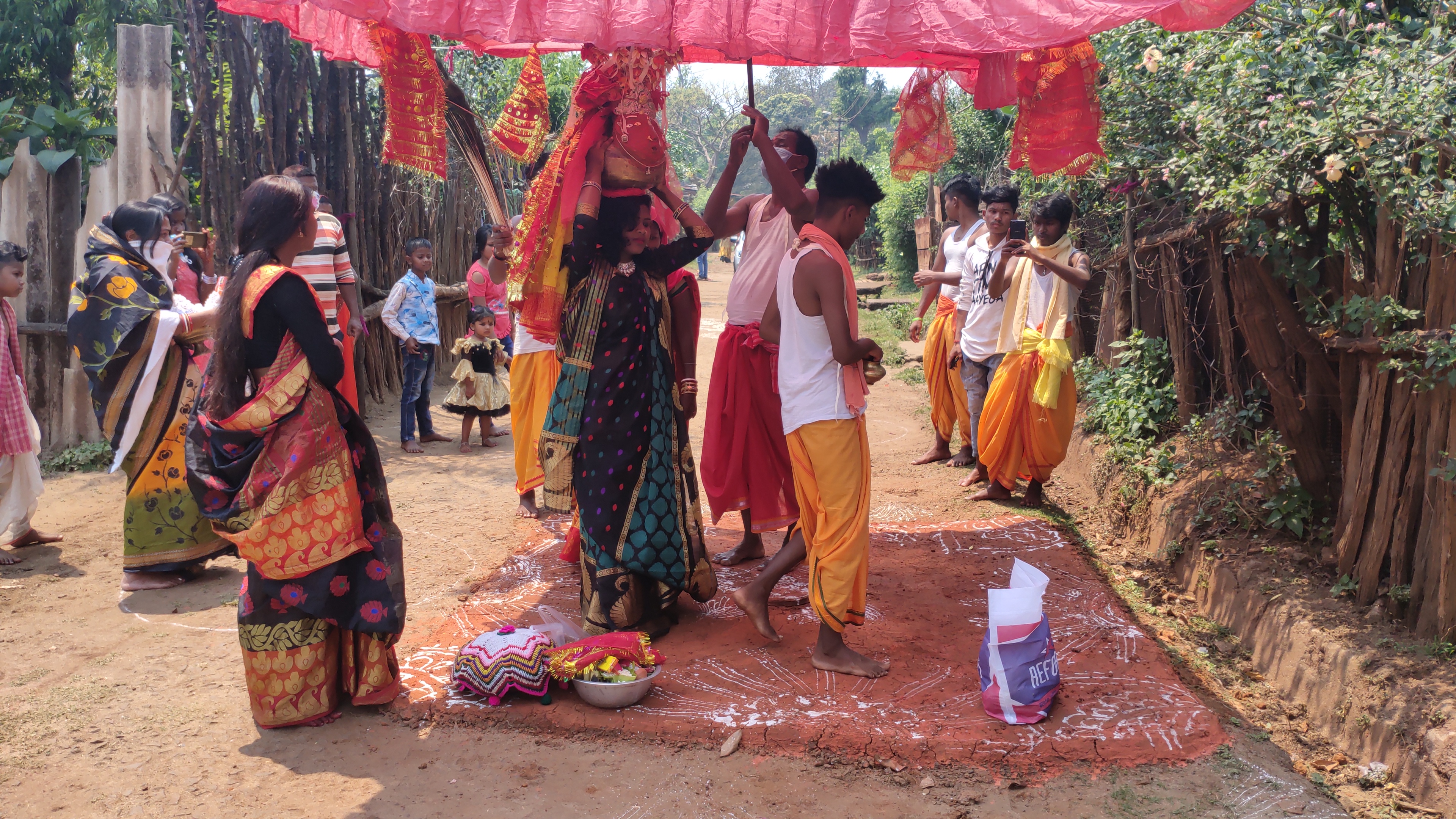 Devotees worshiped by following social distancing