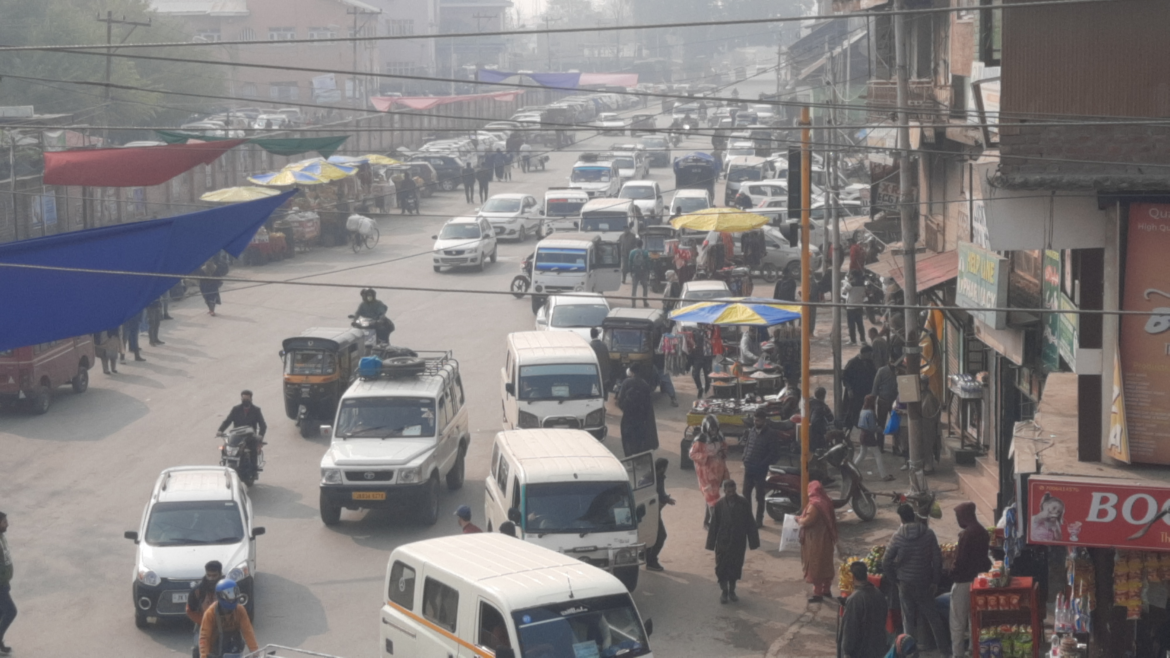 Anantnag Parking Complex: پانچ سال کے بعد بھی اننت ناگ پارکنگ کمپلیکس کی تعمیر نامکمل